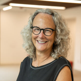 Martha Perry '85